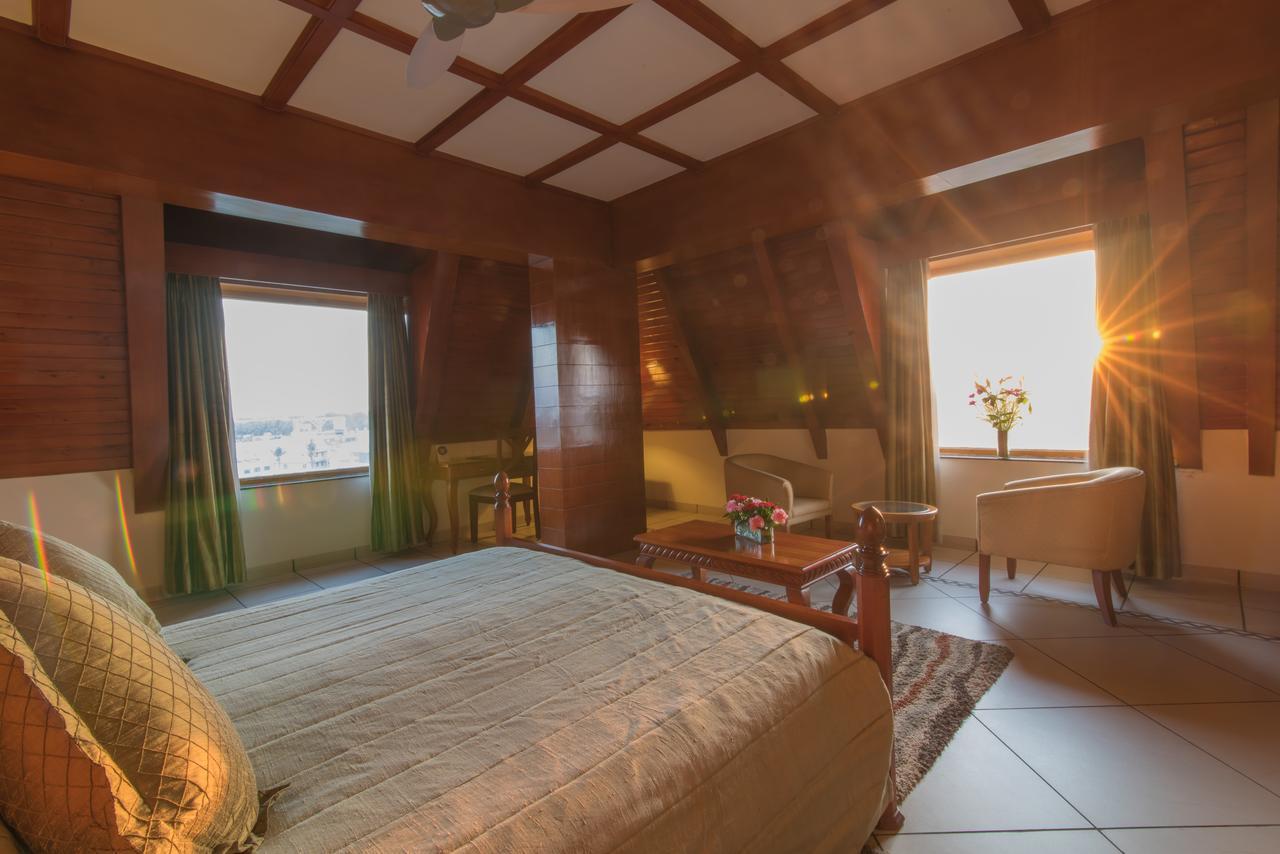 Sai Vishram Business Hotel Kammasandra Dış mekan fotoğraf