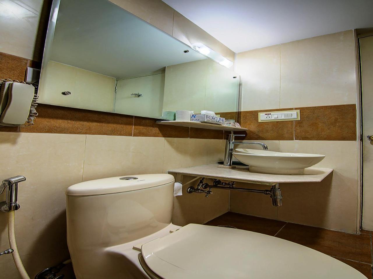 Sai Vishram Business Hotel Kammasandra Dış mekan fotoğraf